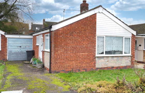Bungalow for Modernisation in Swadlincote photo